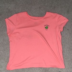 Cute and summery orange/salmon color teeshirt